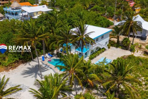 VIEW-THE-BLUE-BEACHFRONT-HOME-RESIZED-WATERMARKED-5