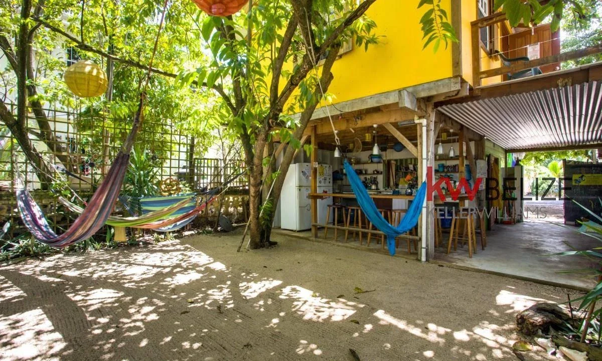 kellerwilliamsbelize-b082204h-02