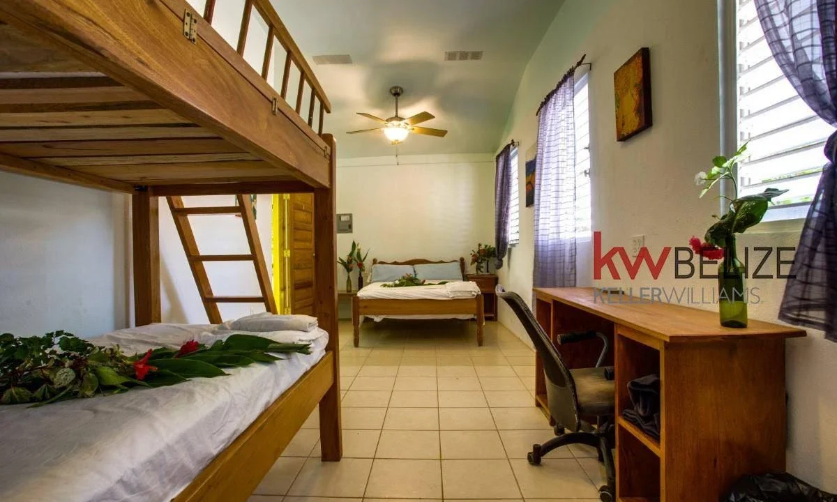 kellerwilliamsbelize-b082204h-22
