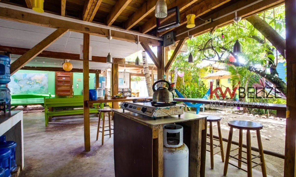 kellerwilliamsbelize-b082204h-25
