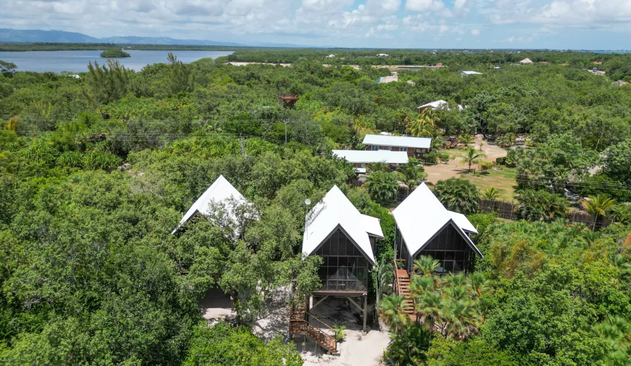 kellerwilliamsbelize-b1009-01