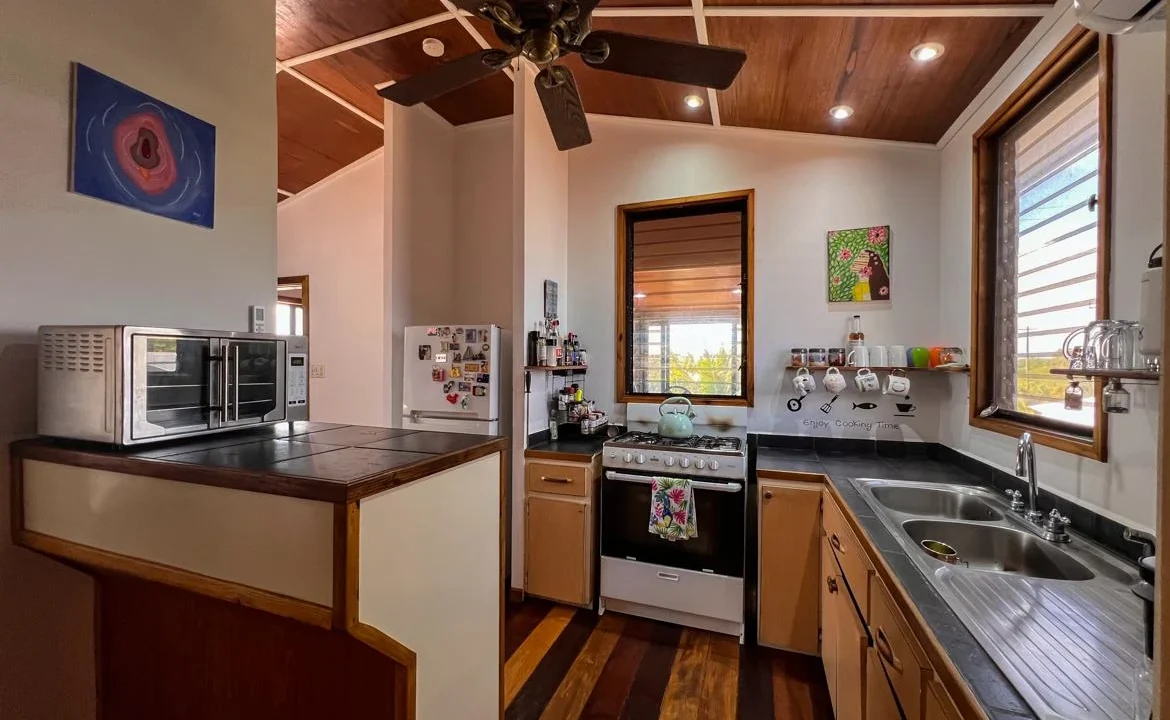 kellerwilliamsbelize-b1012-29
