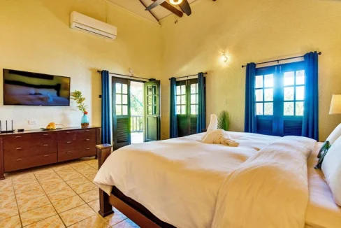 kellerwilliamsbelize-b1023-23