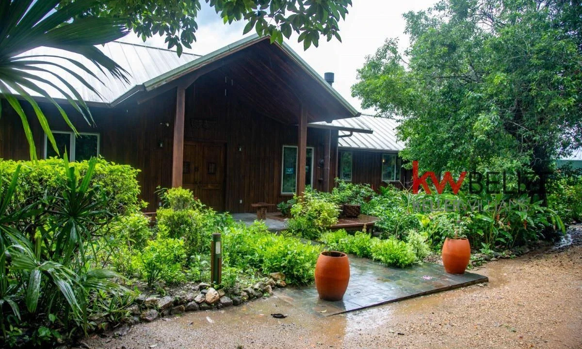 kellerwilliamsbelize-br082406si-02