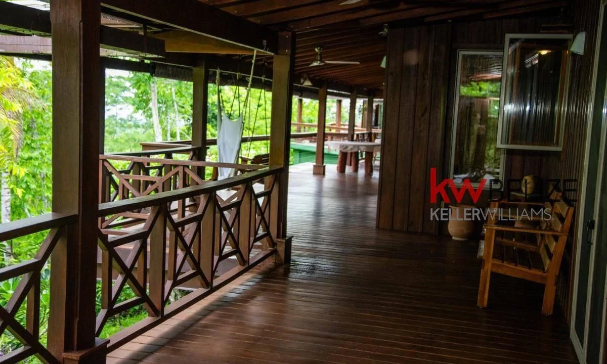 kellerwilliamsbelize-br082406si-08