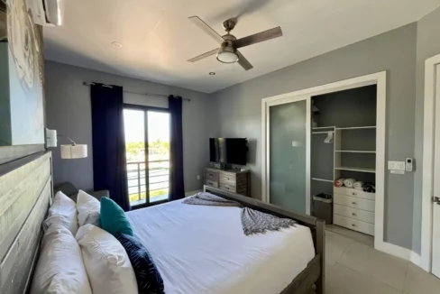 kellerwilliamsbelize-c2127-20