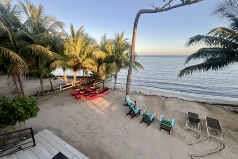 kellerwilliamsbelize-c2127-28