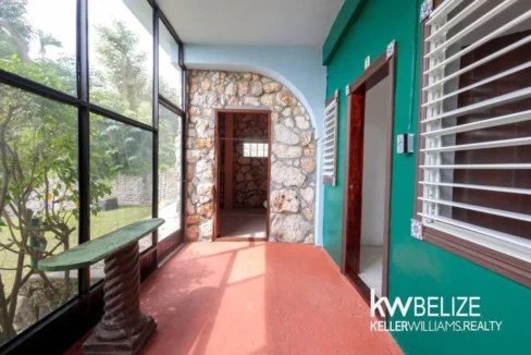 kellerwilliamsbelize-dc052602cz-06