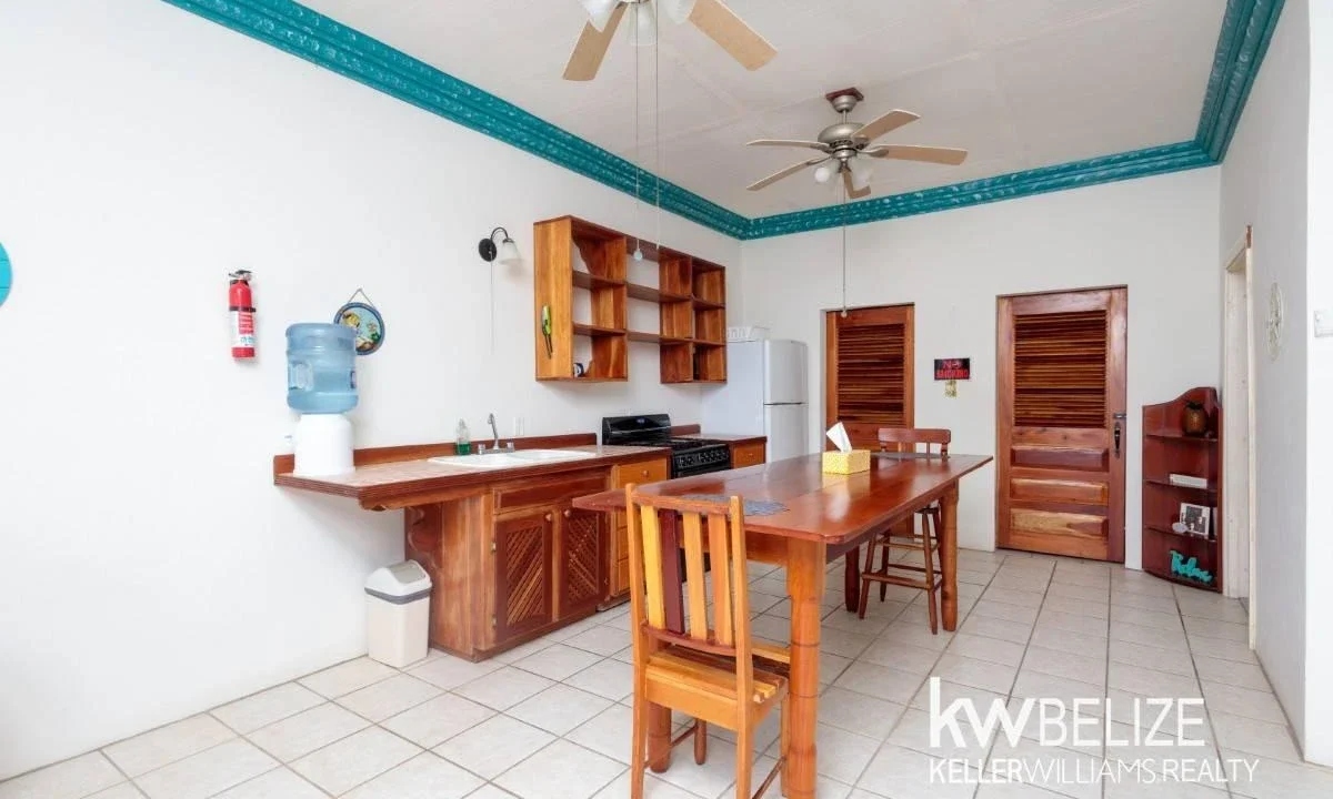 kellerwilliamsbelize-dc052602cz-30