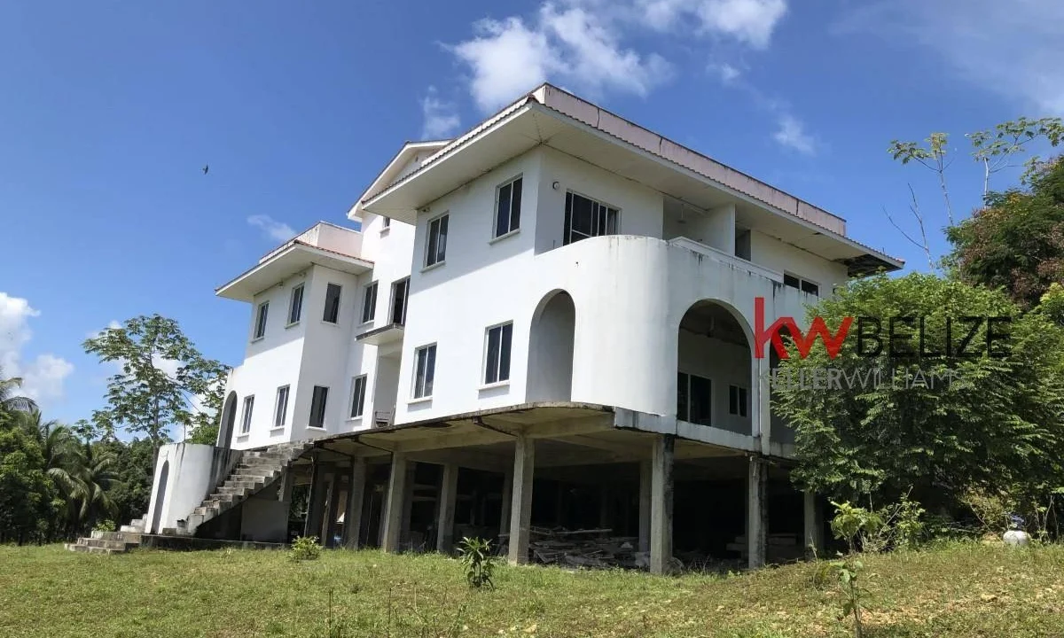 kellerwilliamsbelize-h051602gp-02