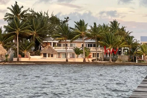 kellerwilliamsbelize-h071911sp-02