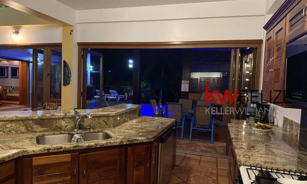 kellerwilliamsbelize-h2091-23