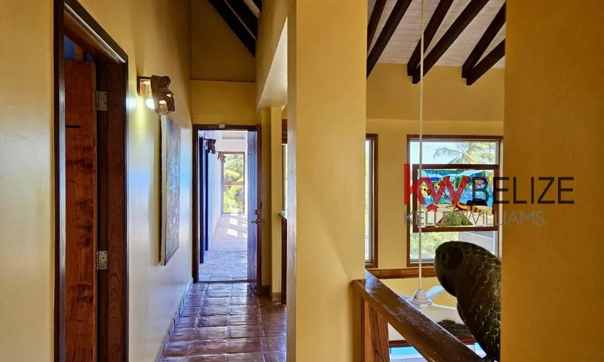 kellerwilliamsbelize-h2091-59
