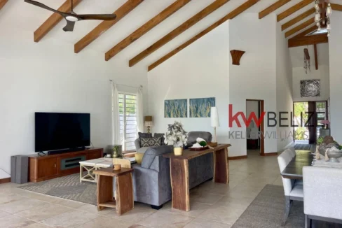 kellerwilliamsbelize-h2101-18