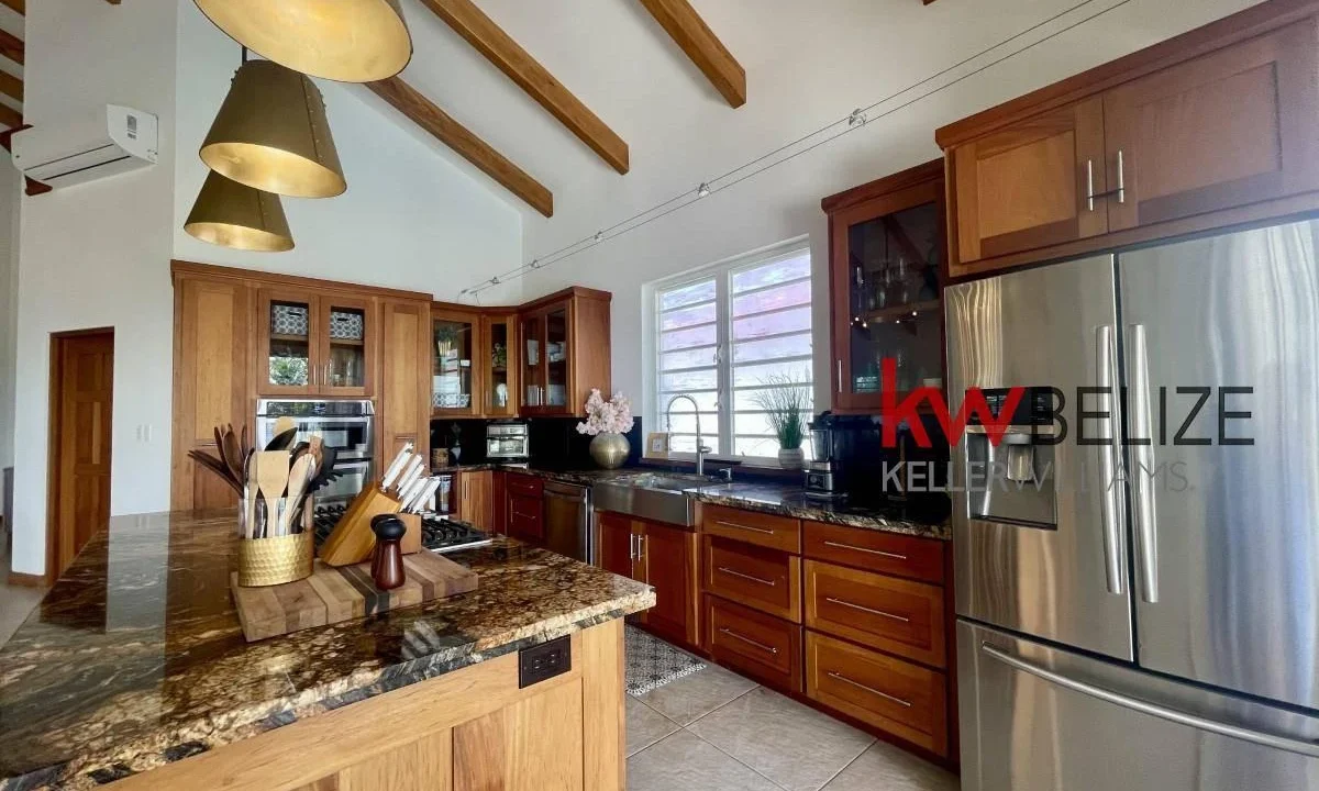 kellerwilliamsbelize-h2101-25