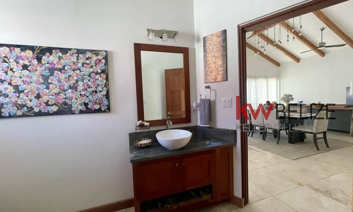 kellerwilliamsbelize-h2101-44
