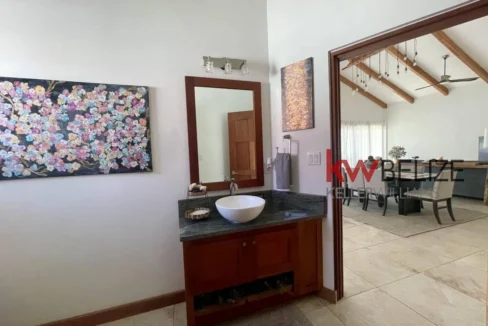 kellerwilliamsbelize-h2101-44