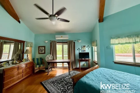 kellerwilliamsbelize-h2109-15