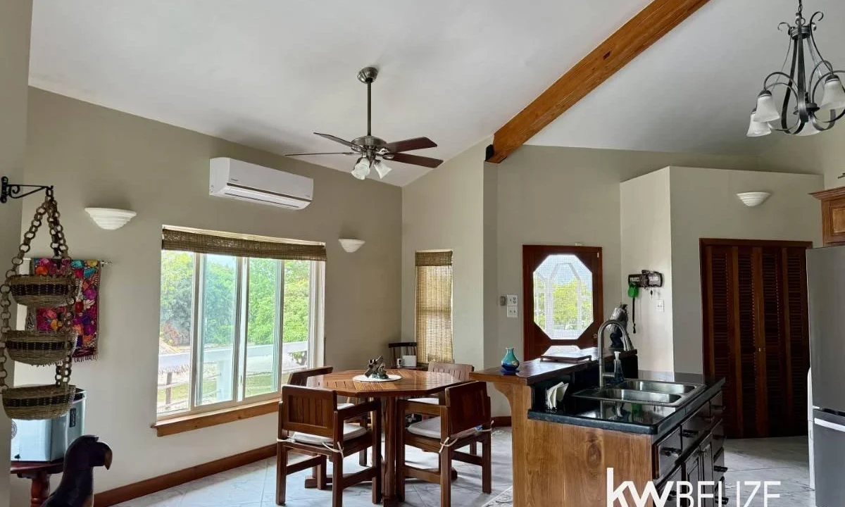 kellerwilliamsbelize-h2109-19