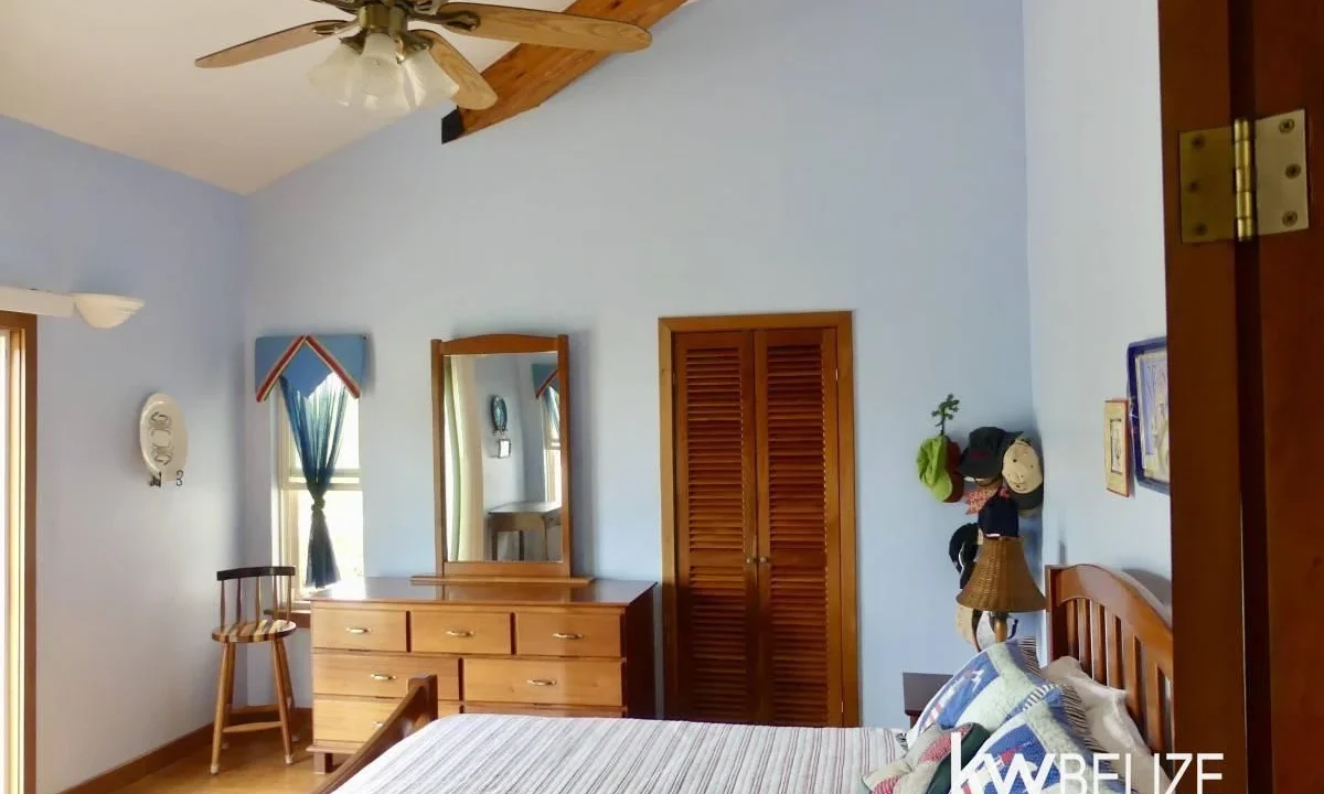 kellerwilliamsbelize-h2109-21