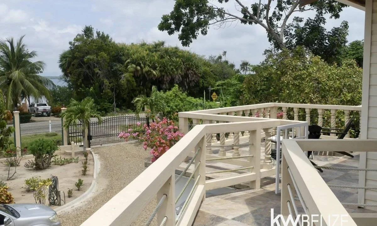 kellerwilliamsbelize-h2109-37