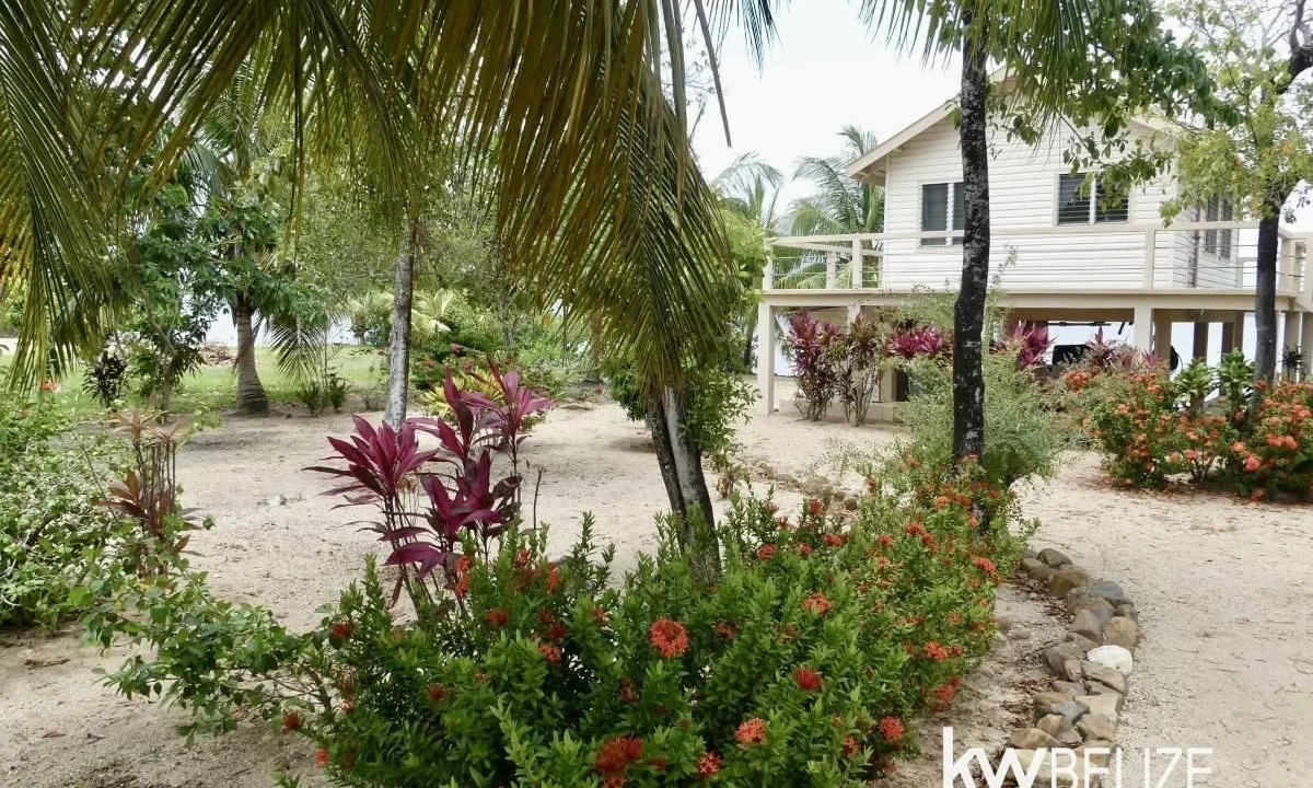 kellerwilliamsbelize-h2109-42