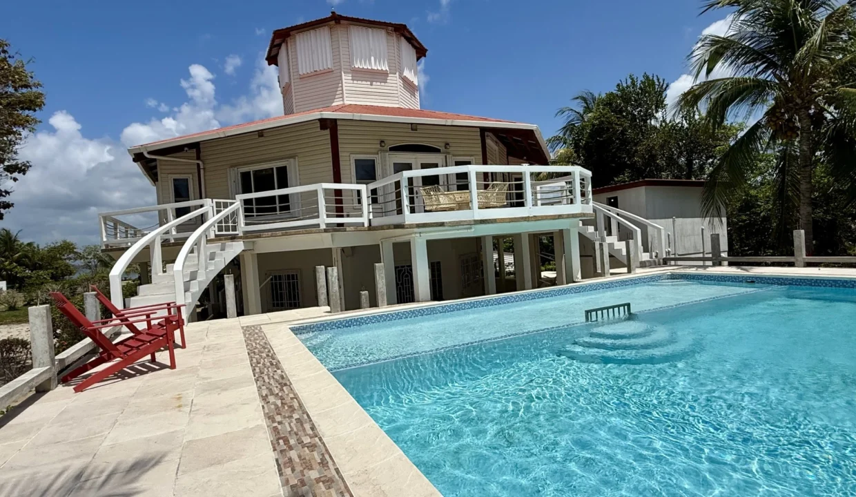kellerwilliamsbelize-h2110-01