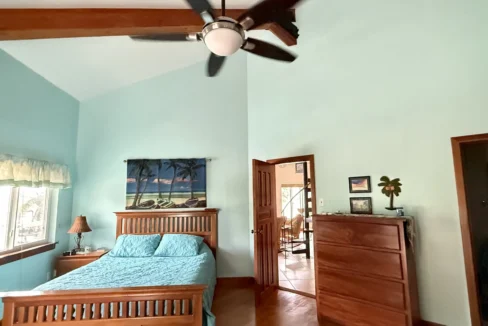 kellerwilliamsbelize-h2110-14