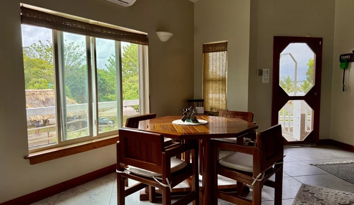 kellerwilliamsbelize-h2110-18