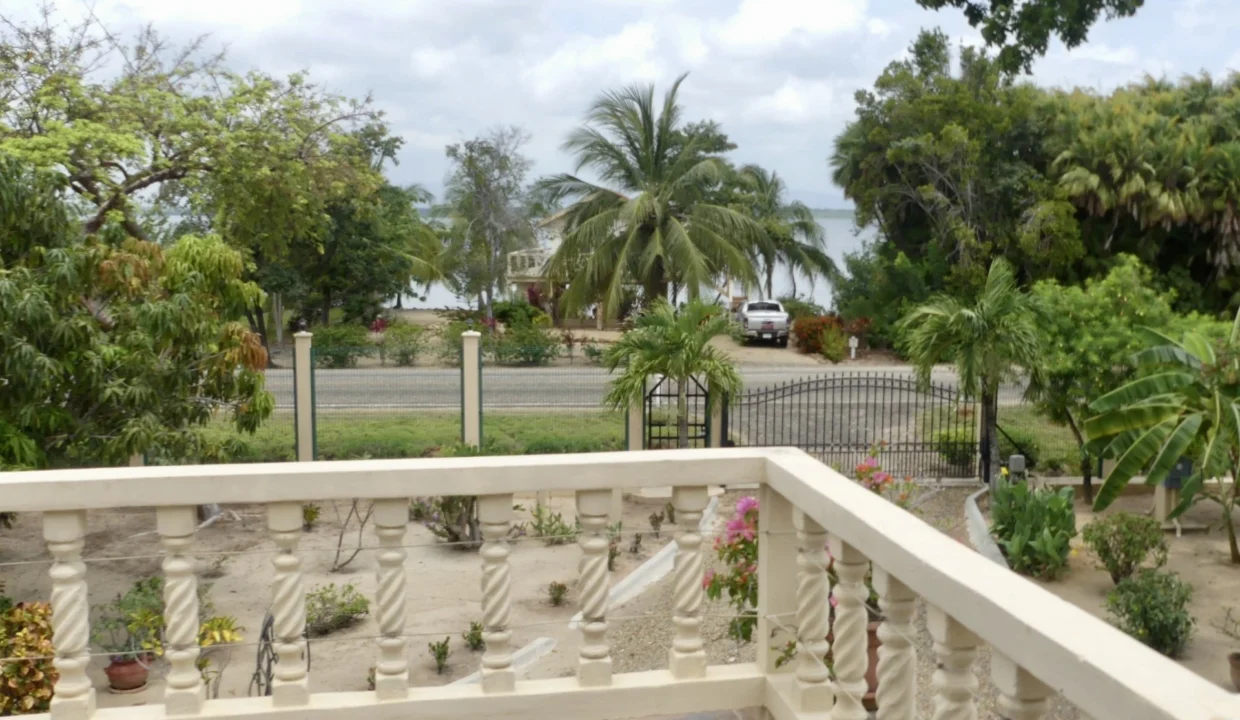 kellerwilliamsbelize-h2110-27