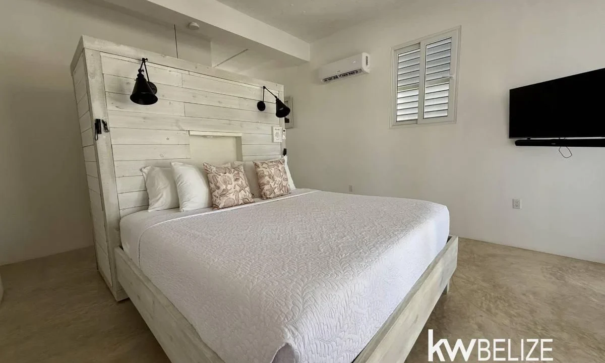 kellerwilliamsbelize-h2112-20