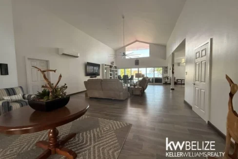 kellerwilliamsbelize-h2123-04
