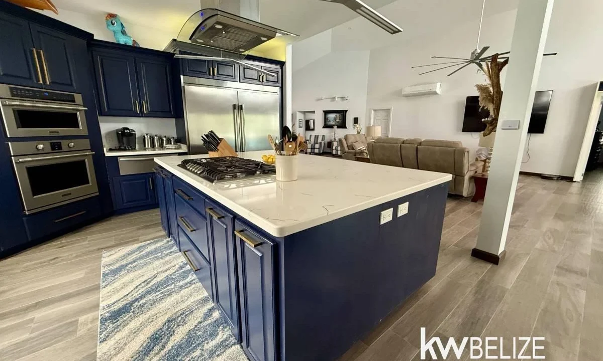 kellerwilliamsbelize-h2123-12