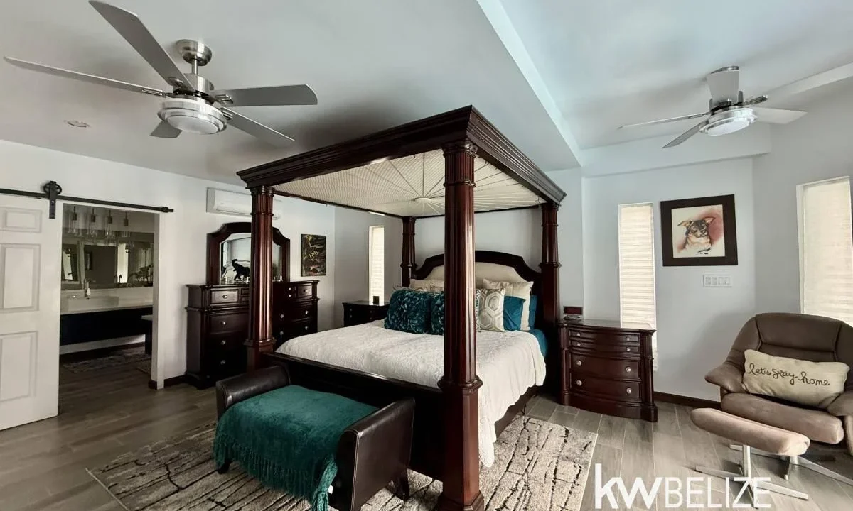 kellerwilliamsbelize-h2123-16