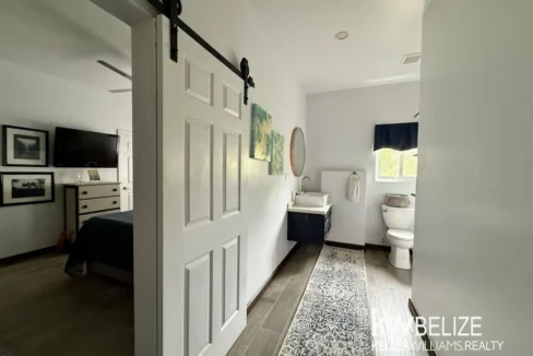 kellerwilliamsbelize-h2123-22