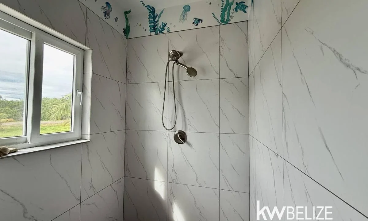 kellerwilliamsbelize-h2123-25