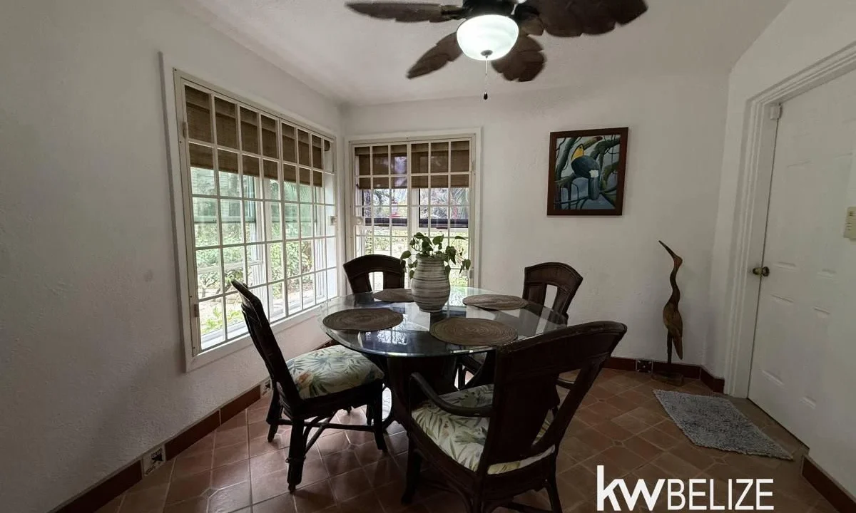 kellerwilliamsbelize-h2127-11