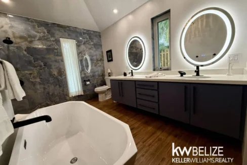 kellerwilliamsbelize-h2127-18