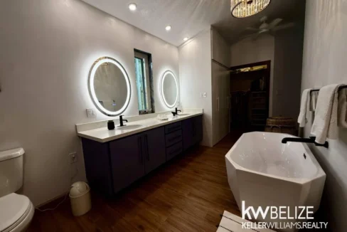 kellerwilliamsbelize-h2127-22