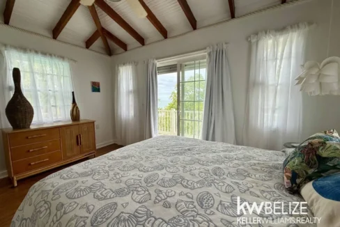 kellerwilliamsbelize-h2127-27