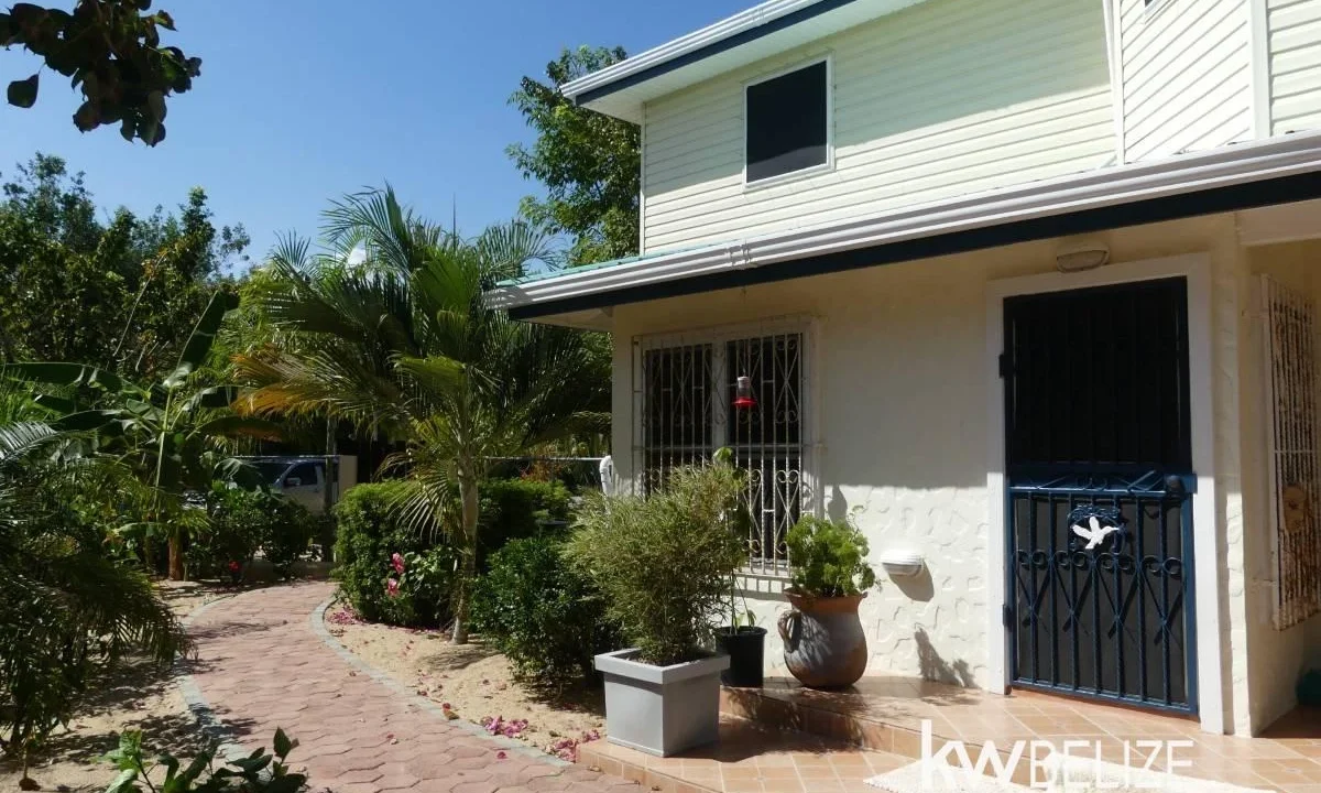 kellerwilliamsbelize-h2127-38