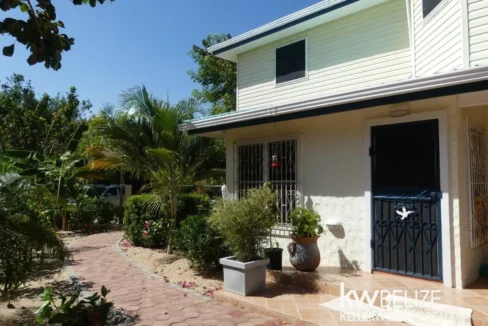 kellerwilliamsbelize-h2127-38