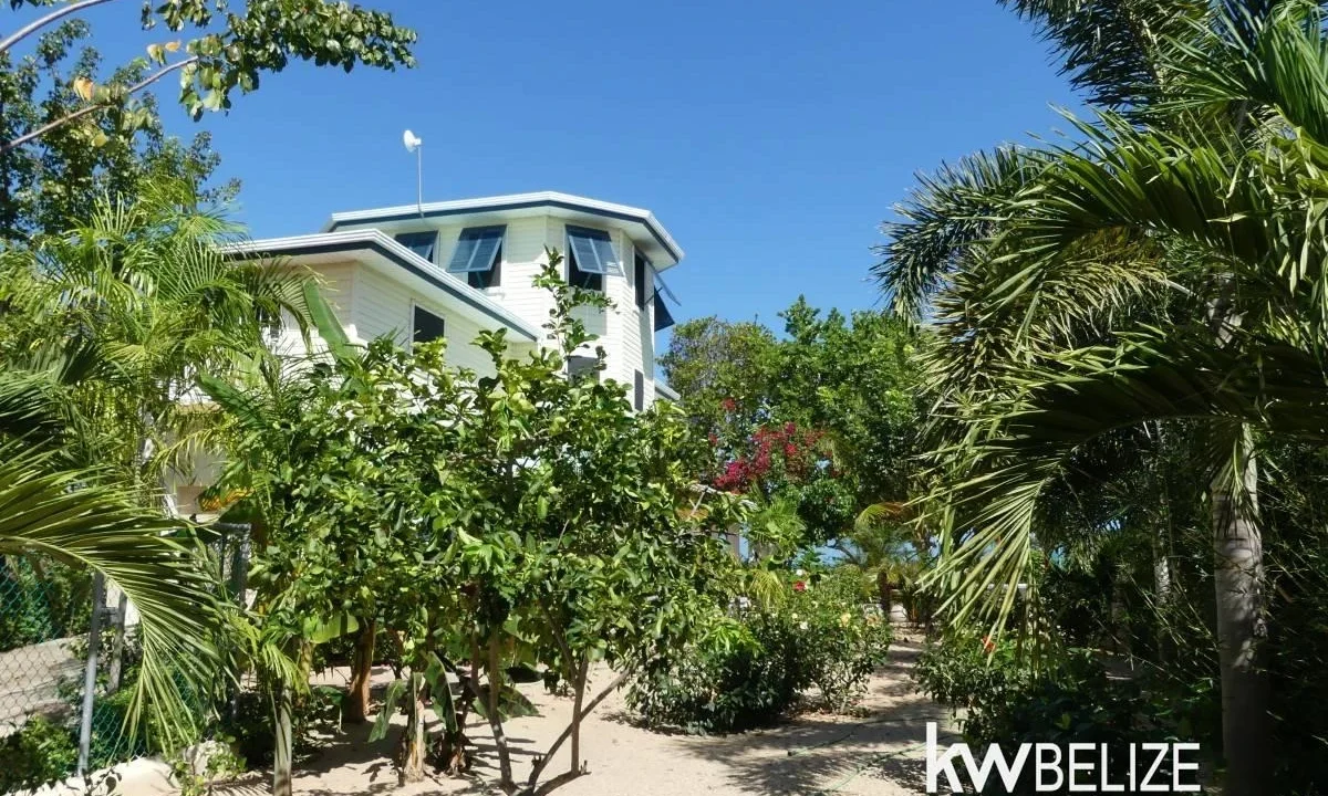 kellerwilliamsbelize-h2127-46