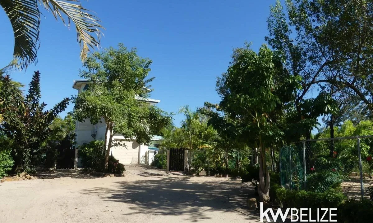 kellerwilliamsbelize-h2127-51