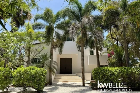 kellerwilliamsbelize-h2130-01