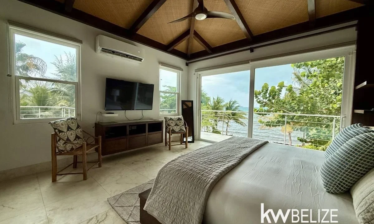 kellerwilliamsbelize-h2130-18