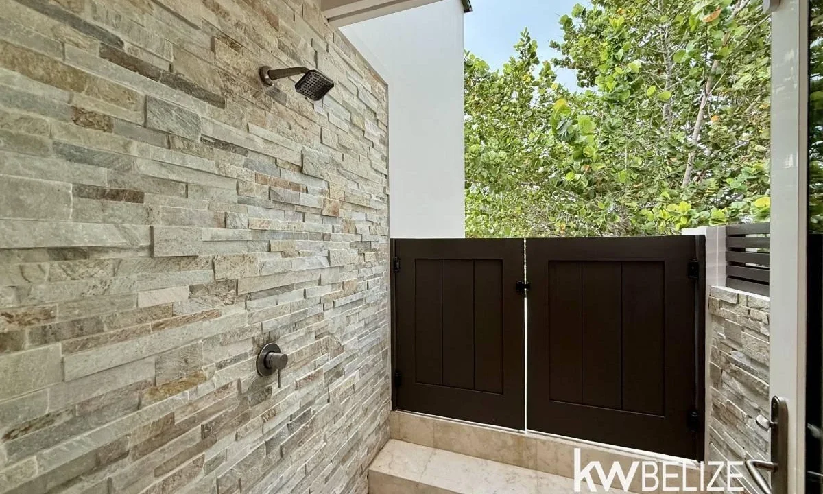 kellerwilliamsbelize-h2130-24
