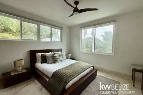 kellerwilliamsbelize-h2130-28