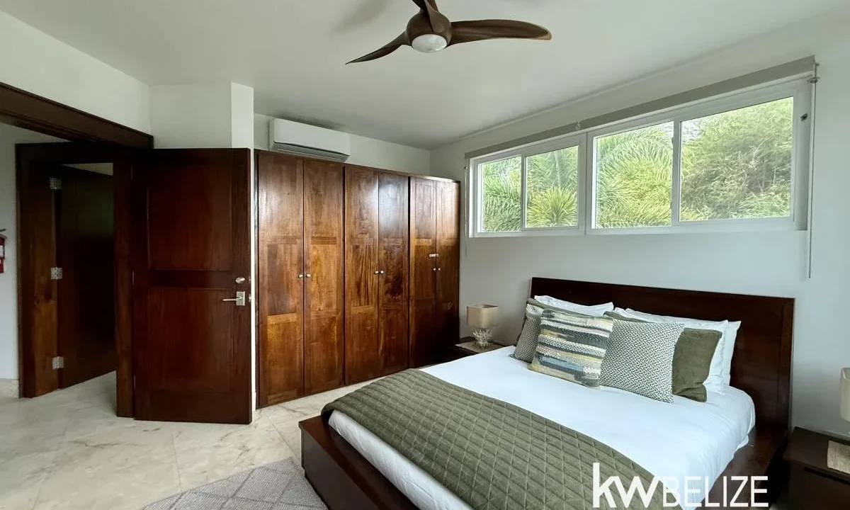 kellerwilliamsbelize-h2130-29