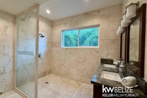 kellerwilliamsbelize-h2130-30